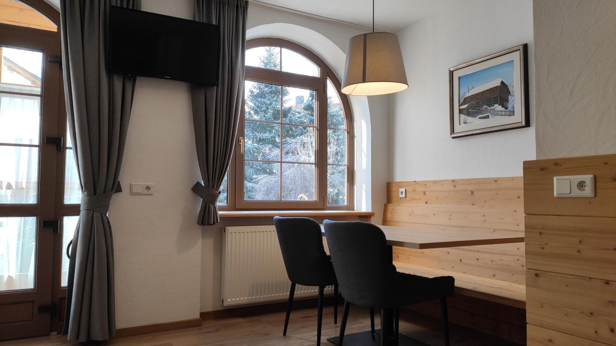 Guesthouse Rungg Badia  Exteriér fotografie