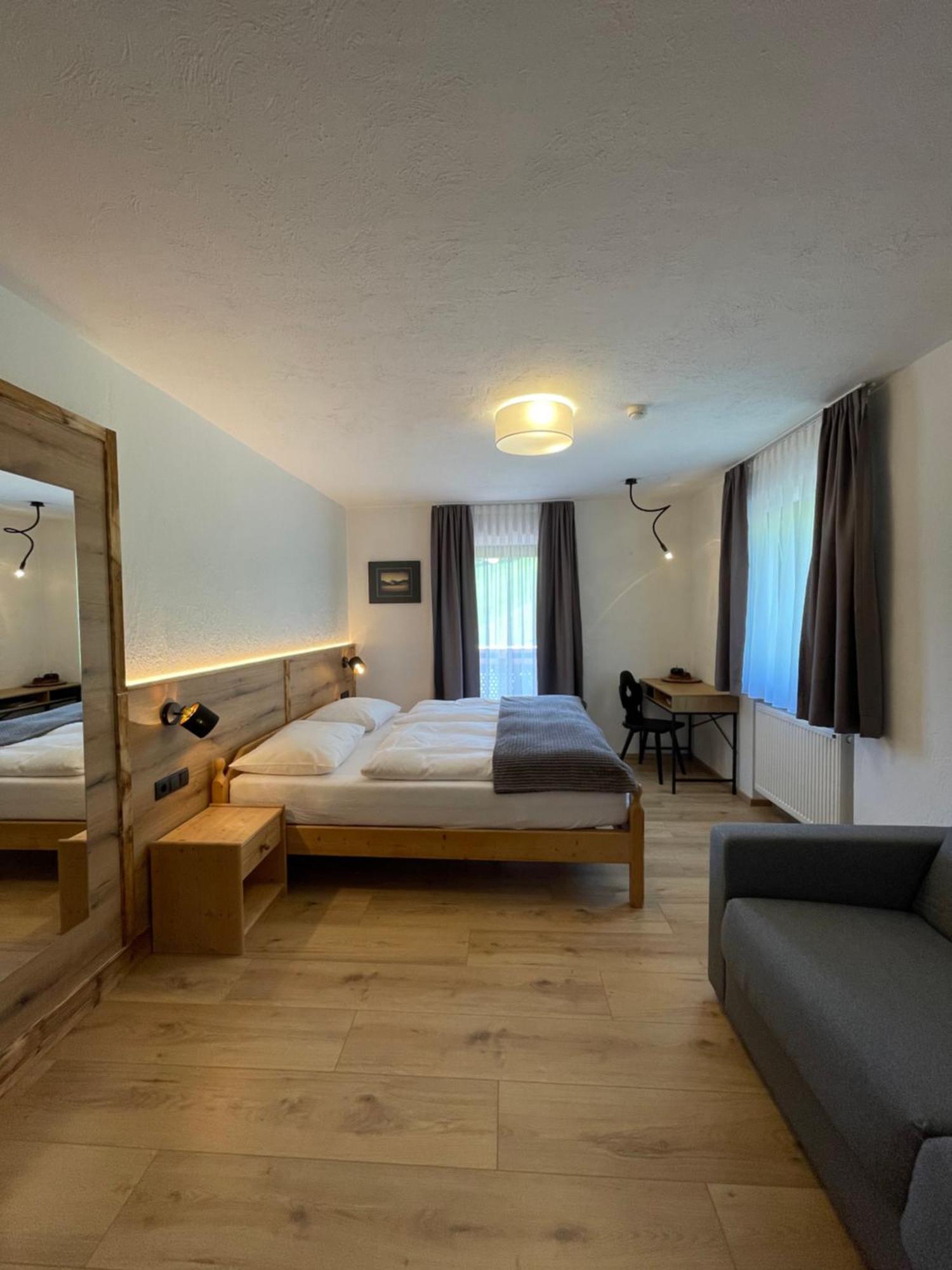 Guesthouse Rungg Badia  Exteriér fotografie