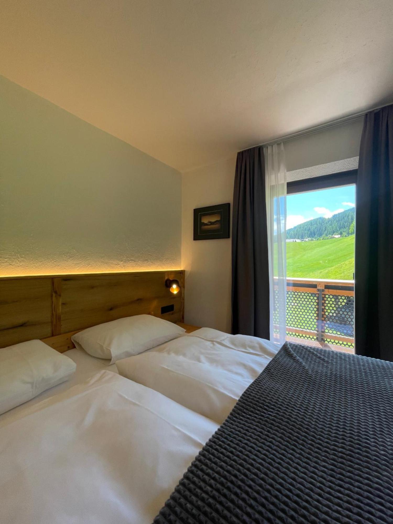 Guesthouse Rungg Badia  Exteriér fotografie